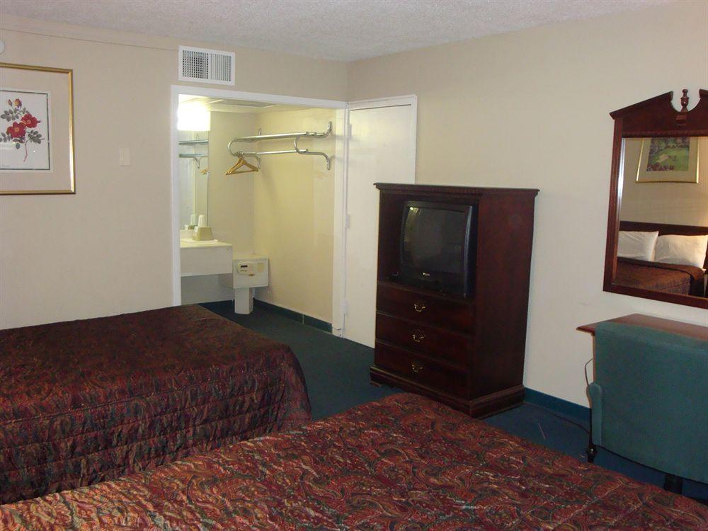 Econo Lodge Asheboro Kültér fotó